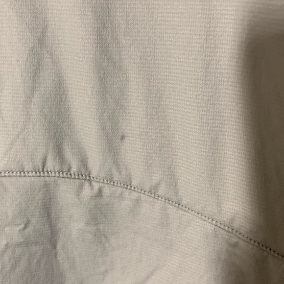 L.L Bean Women’s hooded Jacket - Picture 6 of 6